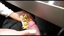 ژیمناست جوان دوست پس ...