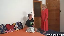 بلوند داغ با چهار عك ...