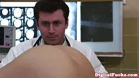 کریستی استیونز بلوند ...