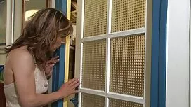 بلوند به صورت های مخ ...