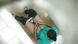 شخص شخص چربی را سکسک ...