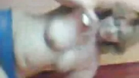 شخص شخص جوان سبزه آب ...